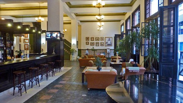 随手拍# 两个世界酒店(hotel ambos mundos) 海明威住过的酒店