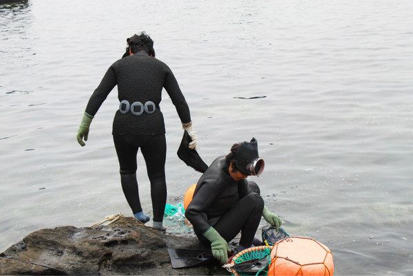 城山日出峰:正好碰上海女出海,全程觀看啊!