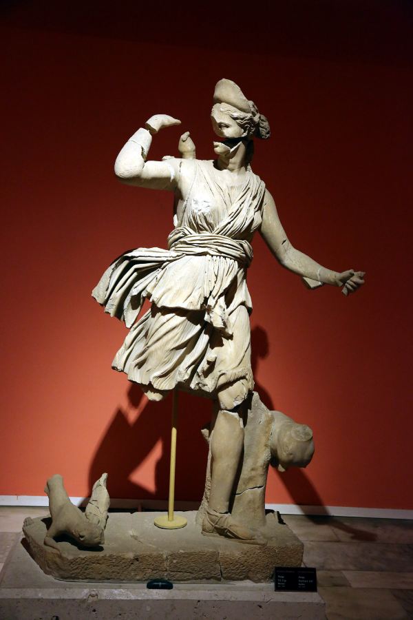 狩猎女神,月神阿尔忒弥斯/狄安娜