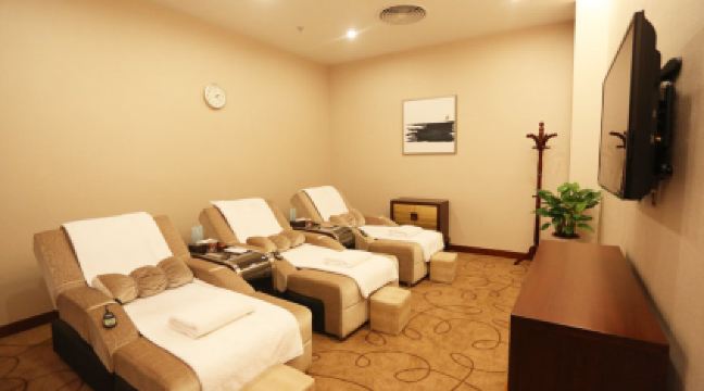 万世名流酒店温泉门票