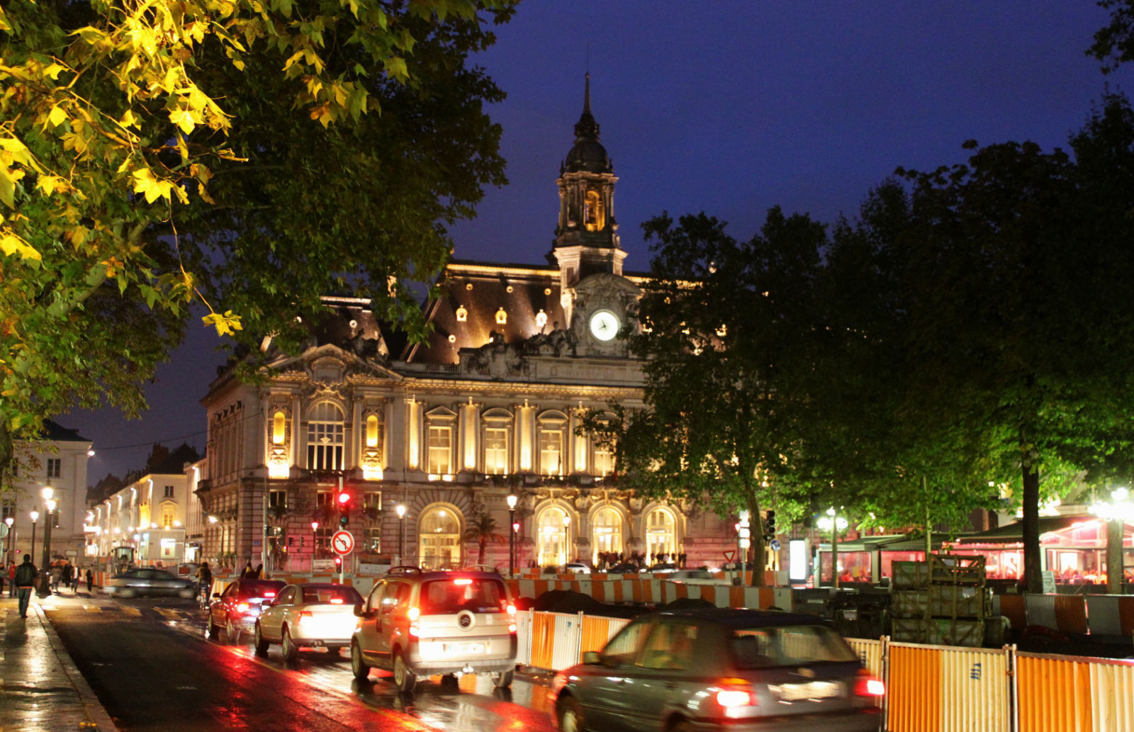 市政厅 tours   图尔