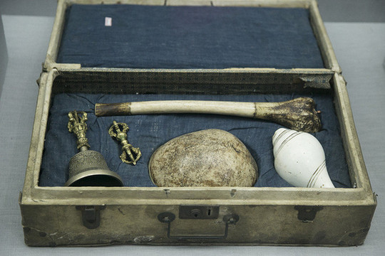 人骨法器,好恐怖(佳能6d拍摄)