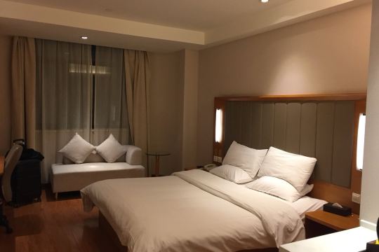 【携程攻略】全季酒店(郑州花园路店)预订价格