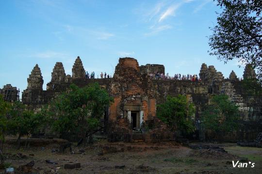 吴哥窟:微笑尽千年