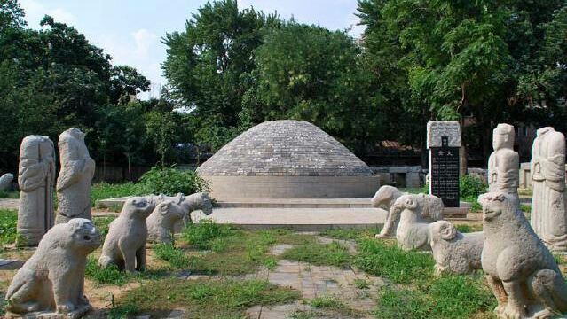 6分(5条点评 1 济南闵子骞墓位于济南市历城区山大路街道闵子骞路