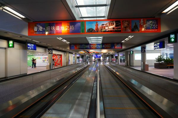 這個車票很格算,4個人更加便宜,我們還買了香港地鐵一日票