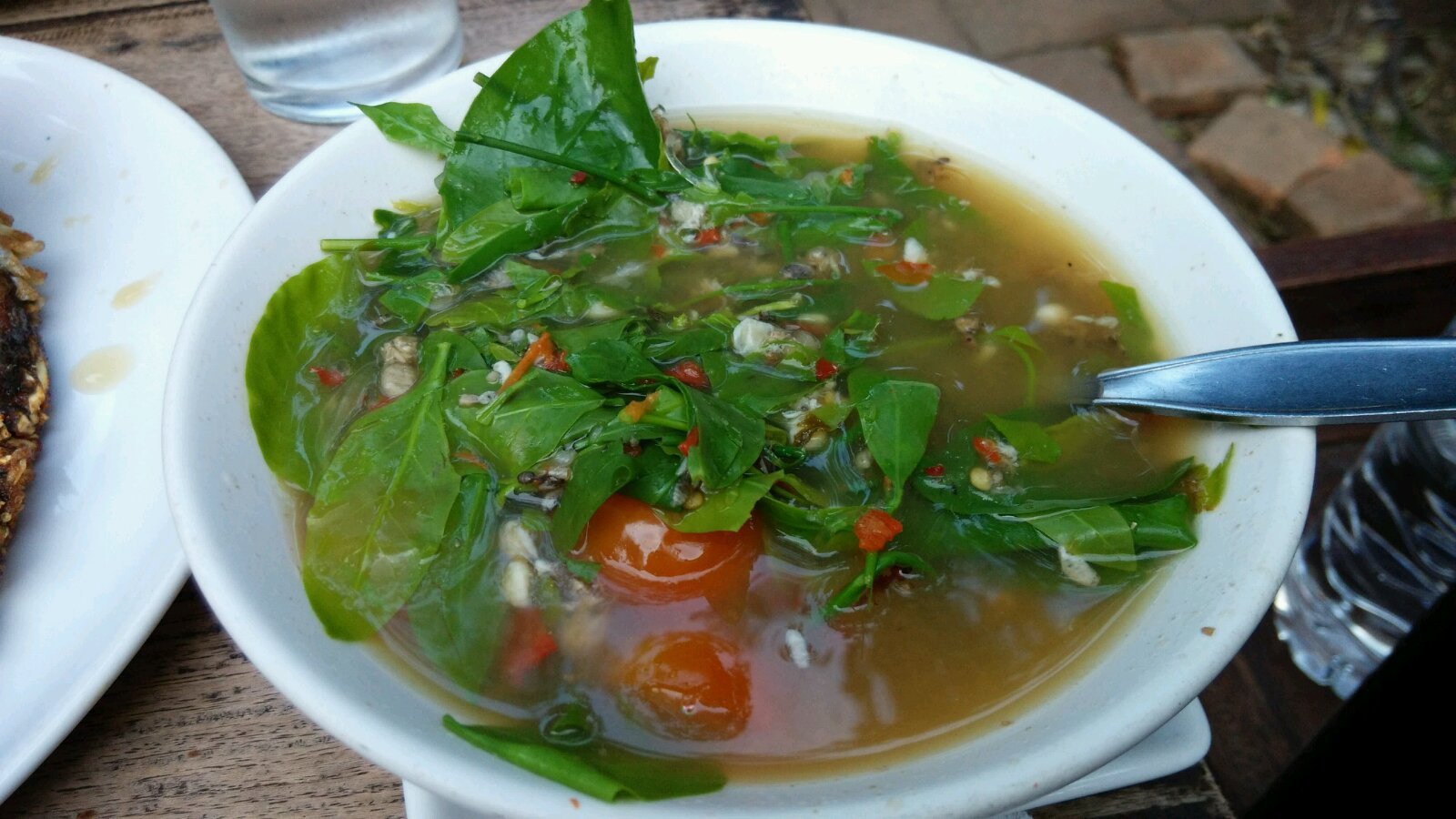 著名的蚂蚁蛋汤,和那个泰北名菜一样,不吃你肯定遗憾,但吃了后悔.