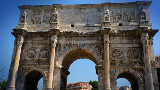 君士坦丁凯旋门—正面 罗马斗兽场