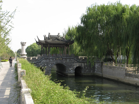 名胜古迹与自然风光相结合的江南园林----大运河畔的常州东坡公园