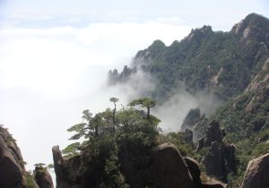 旅游攻略三清山景点 CggYHlX5LseAT3bjAAo1yBP4Ch0196_C_300_210.jpg