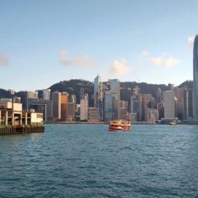 晚上的香港维多利亚港照片 CggYHVXuQliAeBpcAAG8fjyV5UA727_C_280_280.jpg