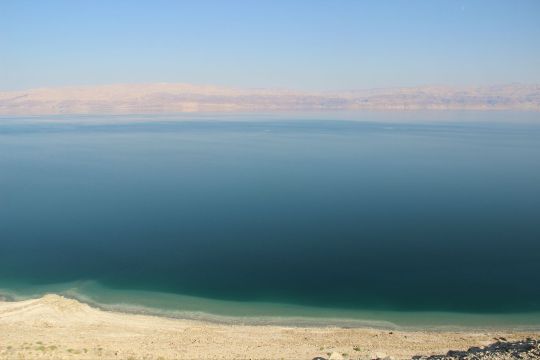 死海