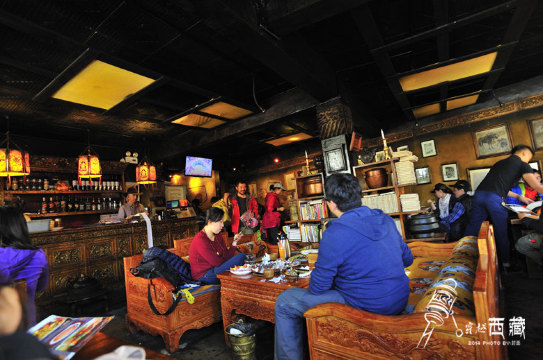 八廓街的玛吉阿米西藏风情餐厅.