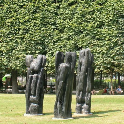 两边各种雕塑 杜乐丽花园