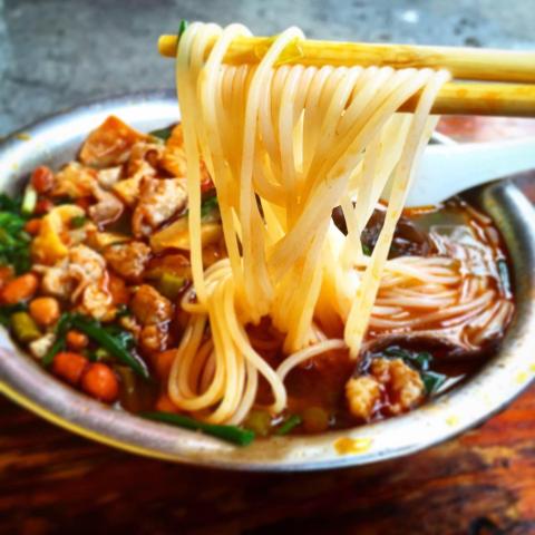 柳州 肥仔螺蛳粉