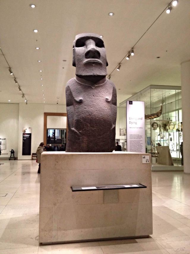 智利复活节岛moai石像,在博物馆见到他总是回想起电影博物馆奇妙夜他