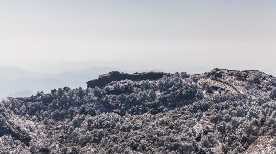 安徽省黄山市——黄山风景区——鳌鱼驮金龟