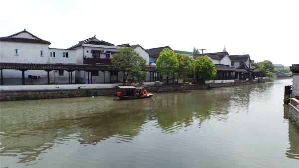 为什么叫江南水乡 CggYtFcbQOWALExaAAJ3bWRBtvE747_R_600_10000.jpg