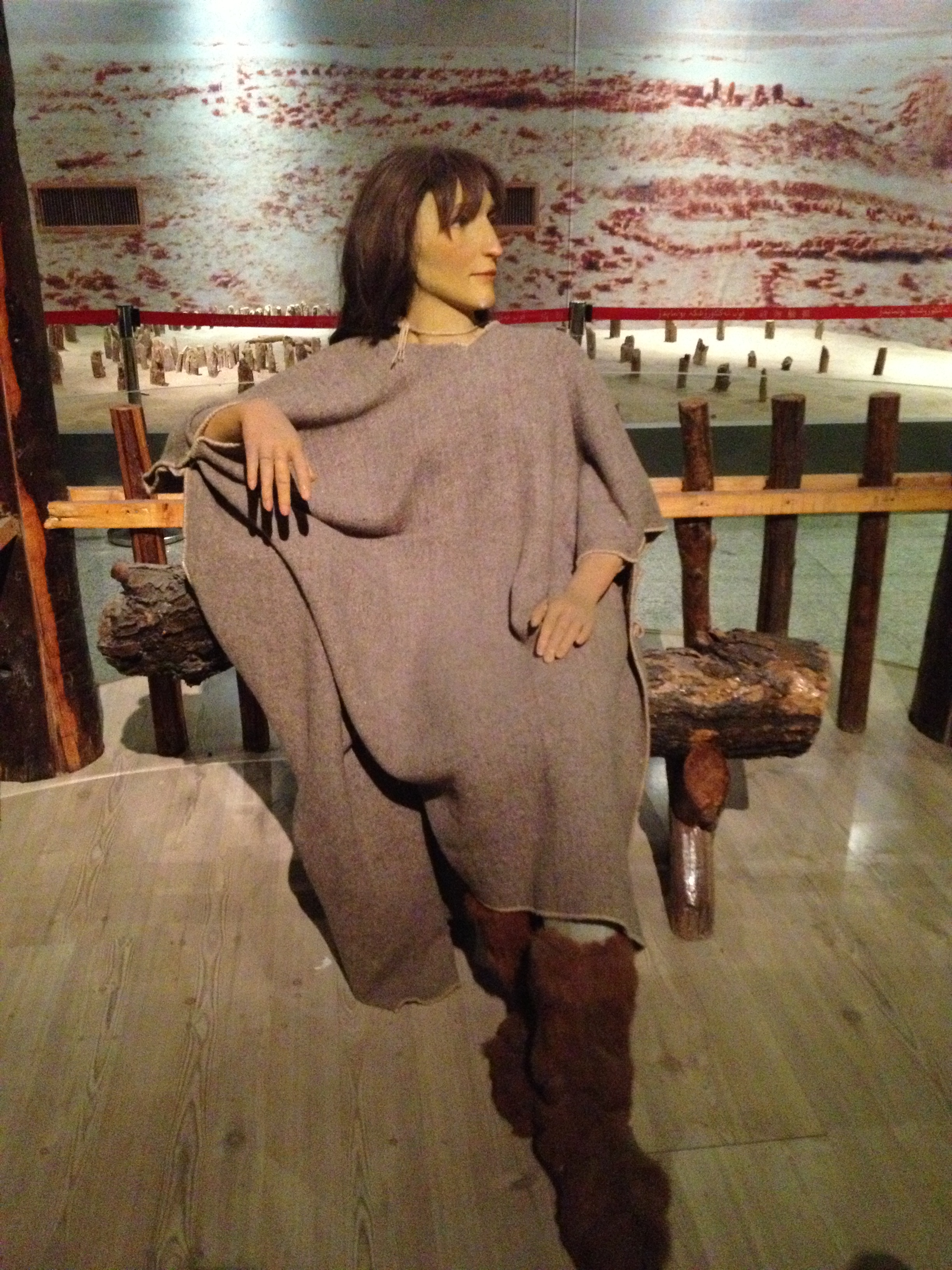 楼兰美女欢迎您! 新疆自治区博物馆