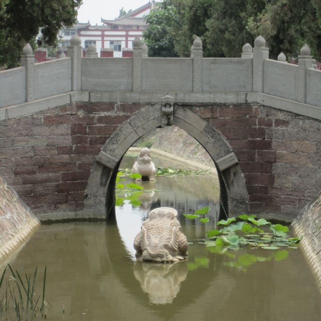 即"三皇之首"太昊伏羲氏的陵庙,位于河南省淮阳县羲皇故都风景名胜区