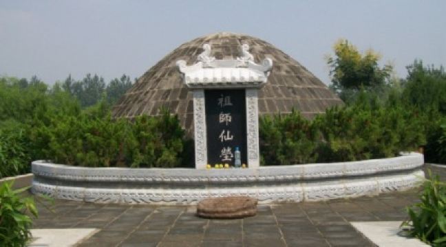 王重阳自焚其居,东行至山东宁海,得丘处机,刘处玄,谭长真,马钰诸弟子