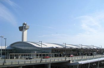 上海国际机场附近的酒店 4ba472d4dda8482890a417f3cc237654_C_350_230.jpg
