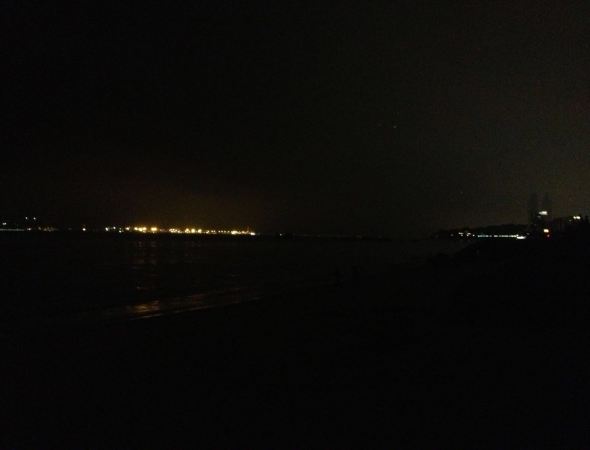 晚上海边图片,海边晚上夜景图片,晚上海边烤_大山谷图库