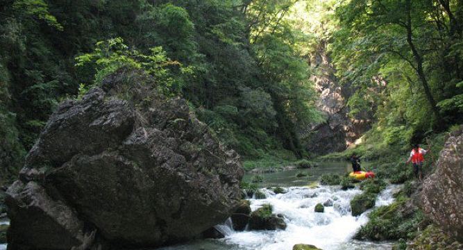 镇远青山酒店1晚 贵州高过河风景名胜区门票2张(价值180元)【舒适便捷