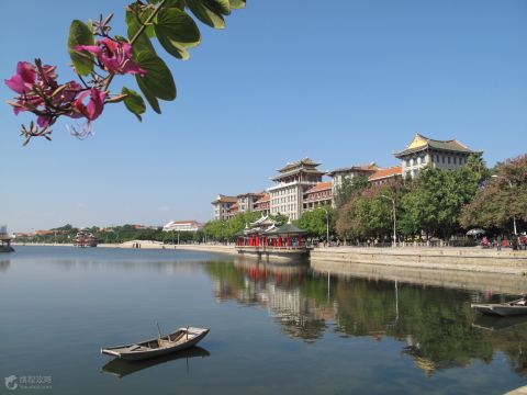 厦门 鼓浪屿4日3晚跟团游(2钻) 游文化集美 逛浪漫海岛 享充分自由