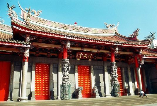 捷运中山国中站