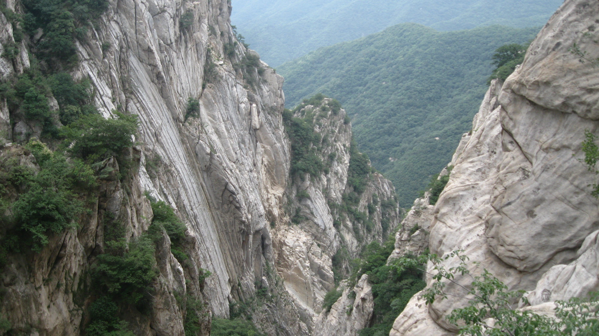 漫步天地之中——嵩山,洛阳,开封之旅