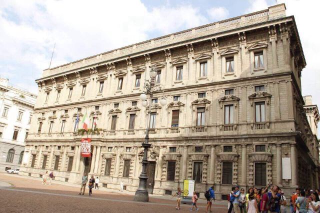 米兰市政厅图片