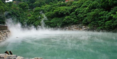 台湾四大温泉图片