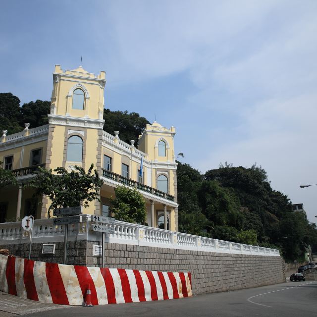 東望洋山路,很多人在此跑步