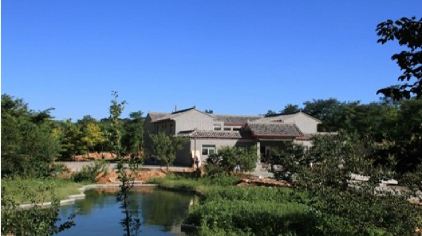 > 灞岭狩猎休闲山庄     灞岭狩猎休闲山庄,位于韩城市王峰乡南梁程家