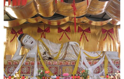 世界第一大玉卧佛