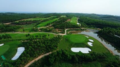 防城港江山半岛高尔夫球会